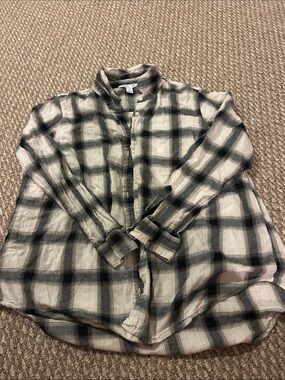 Old Navy Cream and Black Plaid Flannel Shirt